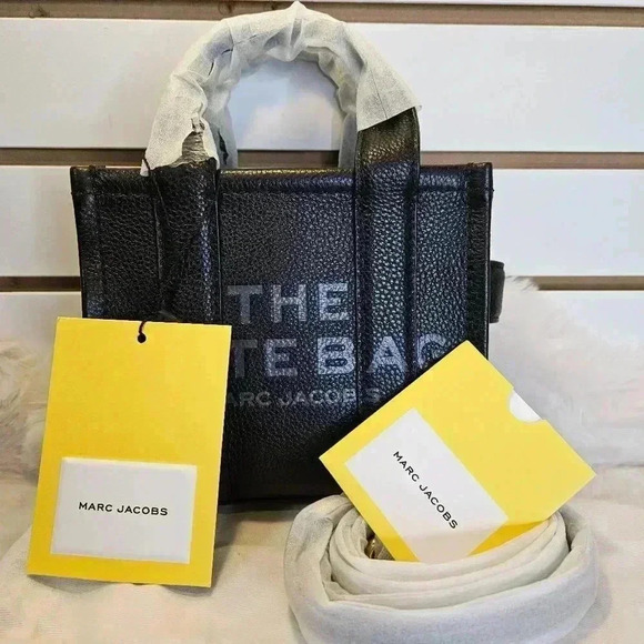 Marc Jacobs Handbags - 🎁Martc Jacobs-  Black Leather Mini Tote Bag